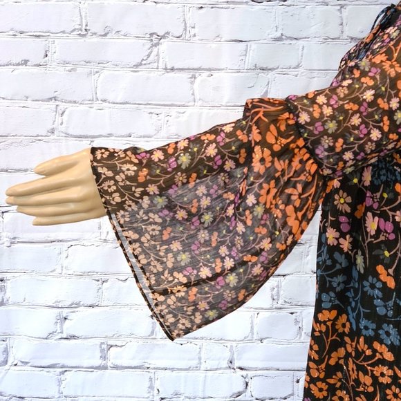 BCBGeneration, Boho BCBG lace up front floral print dress with bell sleeves - Picture 11 of 15